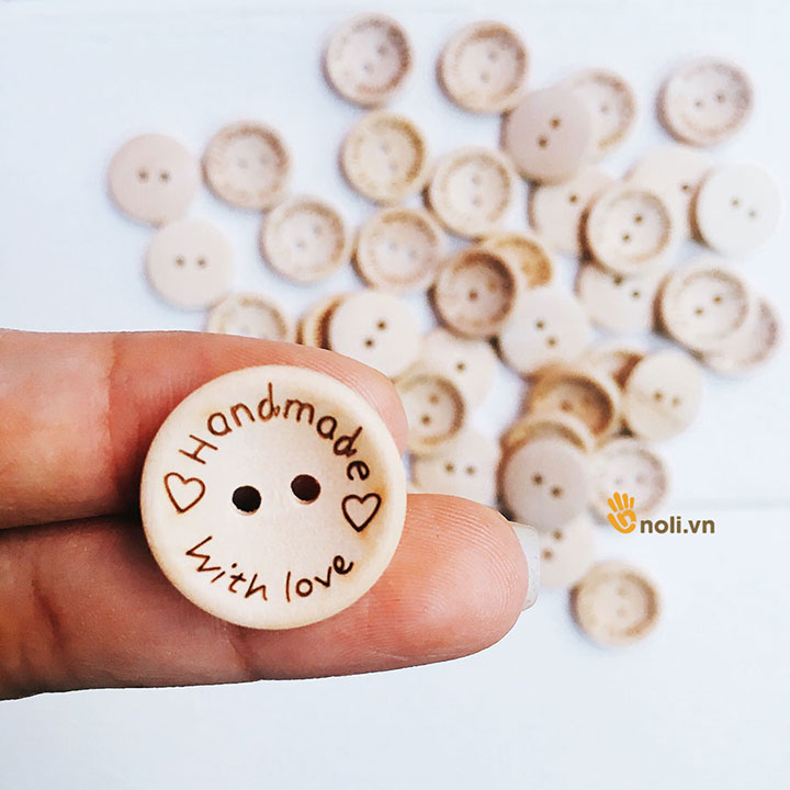 Cúc Gỗ Handmade With Love (Gói 10 cái)