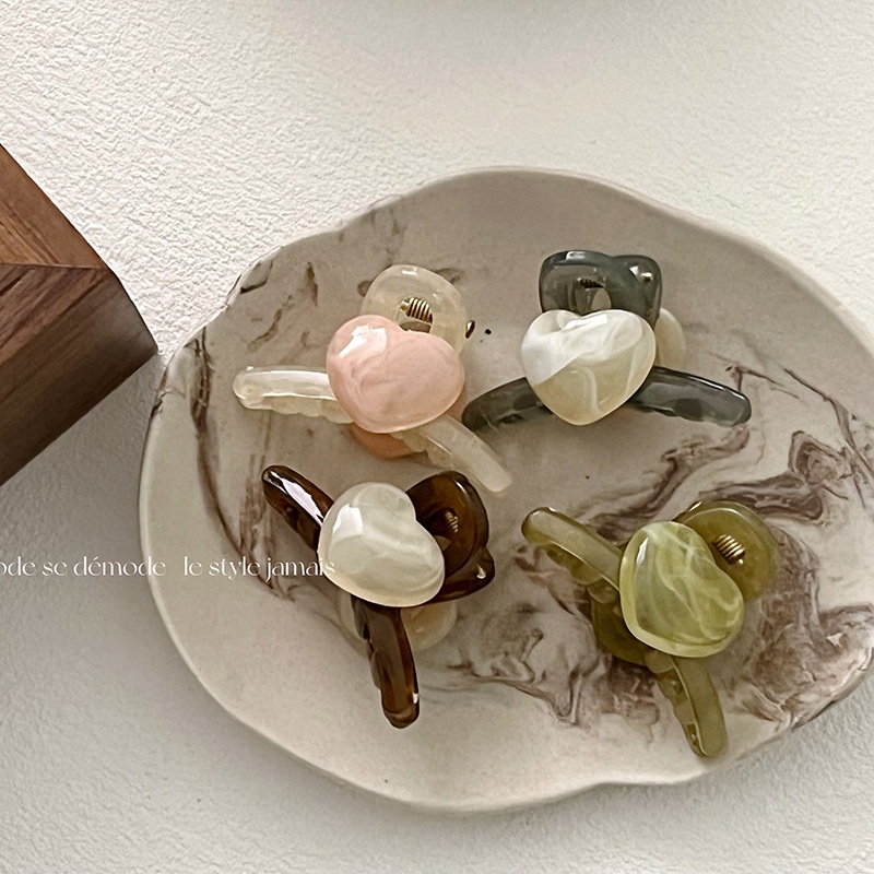 Kẹp gấp tóc tim nhỏ acrylic đáng yêu cho nàng