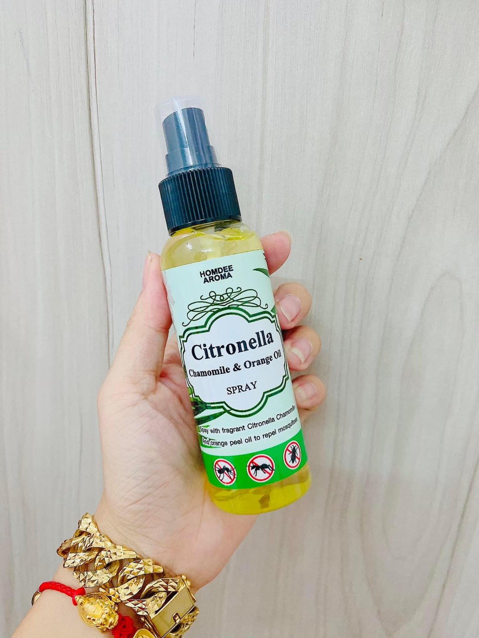 Xịt chống muỗi PHUTAWAN thảo dược phiên bản mới nhất Thái Lan
