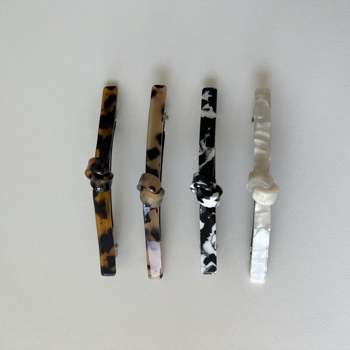 Kẹp tóc bấm dáng mảnh Modleaf Marble knot clip Hàn Quốc