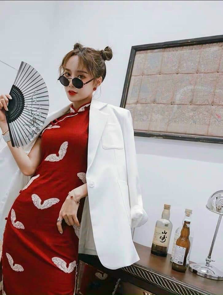 Đầm sườn xám dáng ngắn xinh đẹp