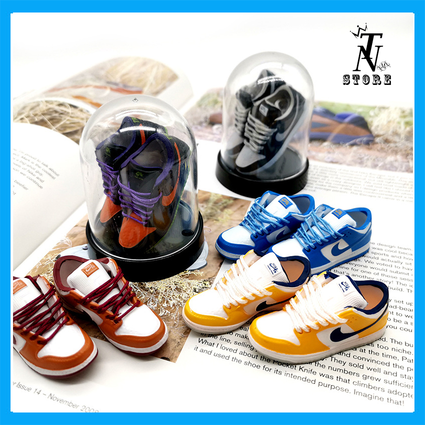 Móc khóa giày sneaker cổ thấp Air Jordan 3D tỷ lệ 1:6