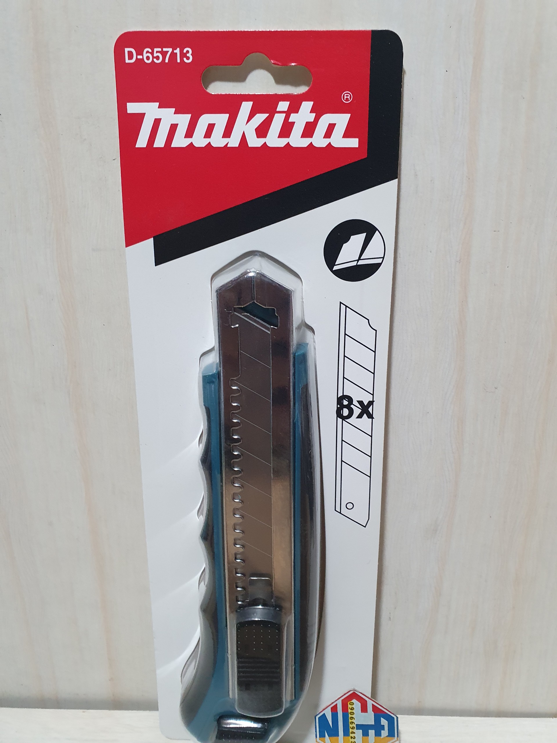Dao rọc giấy cầm tay Makita D-65713