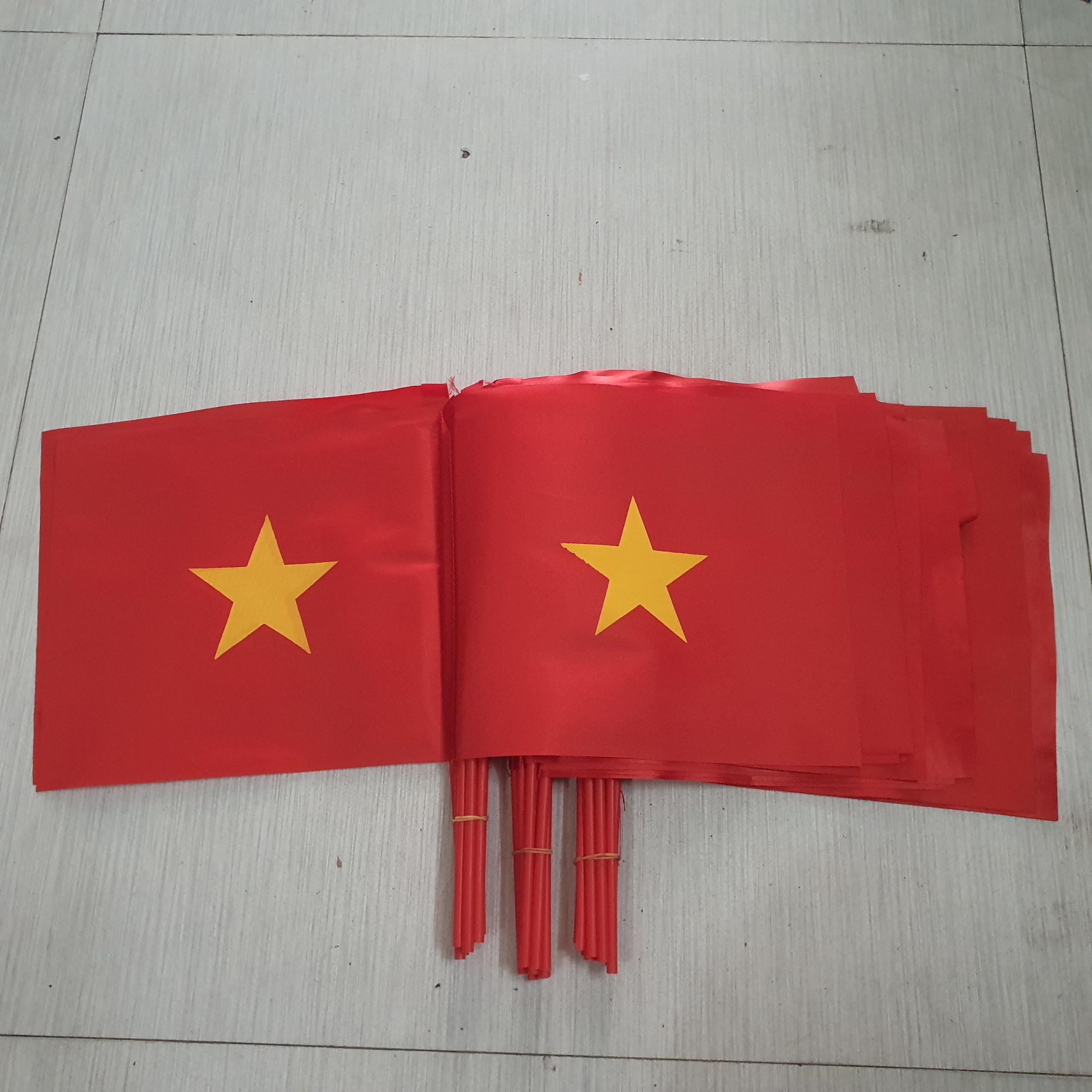 cOMBO 10 CÁI Cờ TỔ QUỐC CẦM TAY, cờ vẫy cầm tay