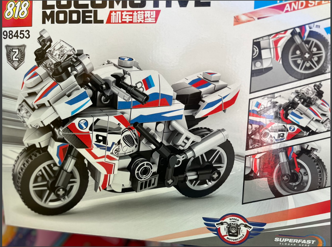 Lego lắp ráp xe đua cho bé