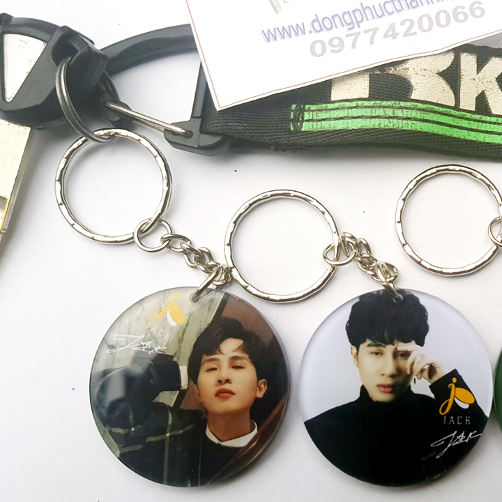 Móc khóa Jack, móc khóa mica J97 in hai mặt, Trịnh Trần Phương Tuấn