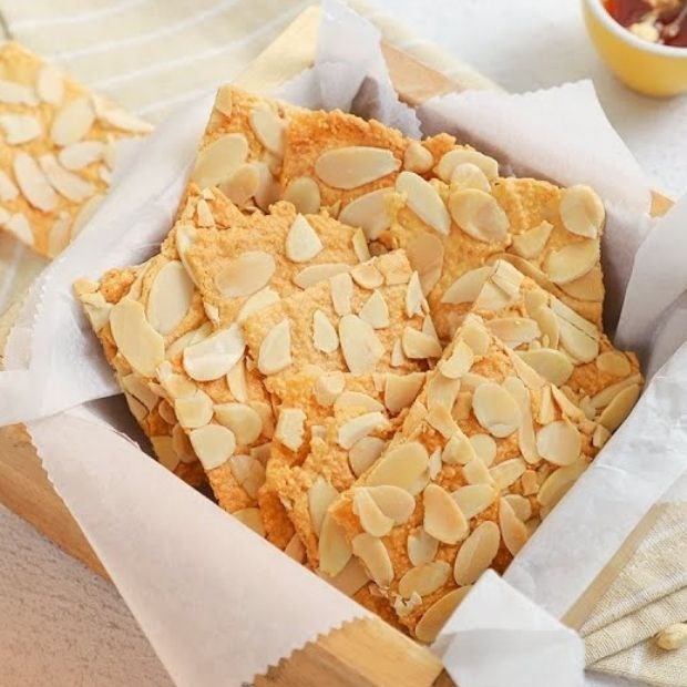 250G Bánh Ngói Hạnh Nhân MULTIFOOD