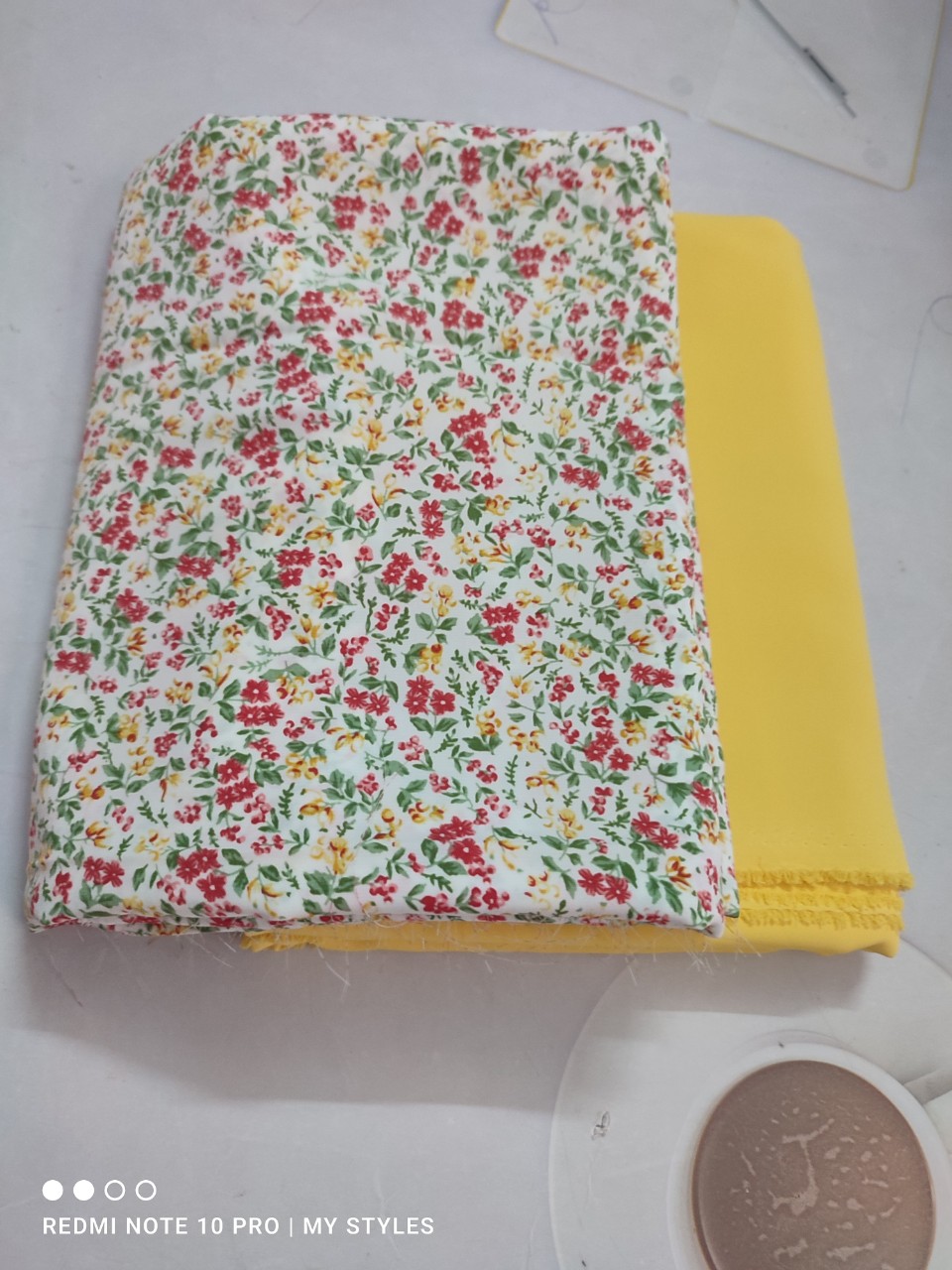 2m Vải lụa lạnh hoạ tiết hoa siêu nhí - lụa Mango chính phẩm