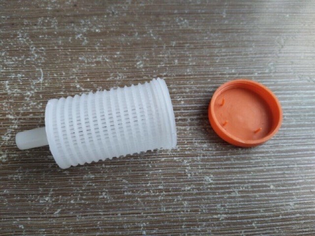 [HCM]Lọc nước đầu vào máy bơm ông 10mm