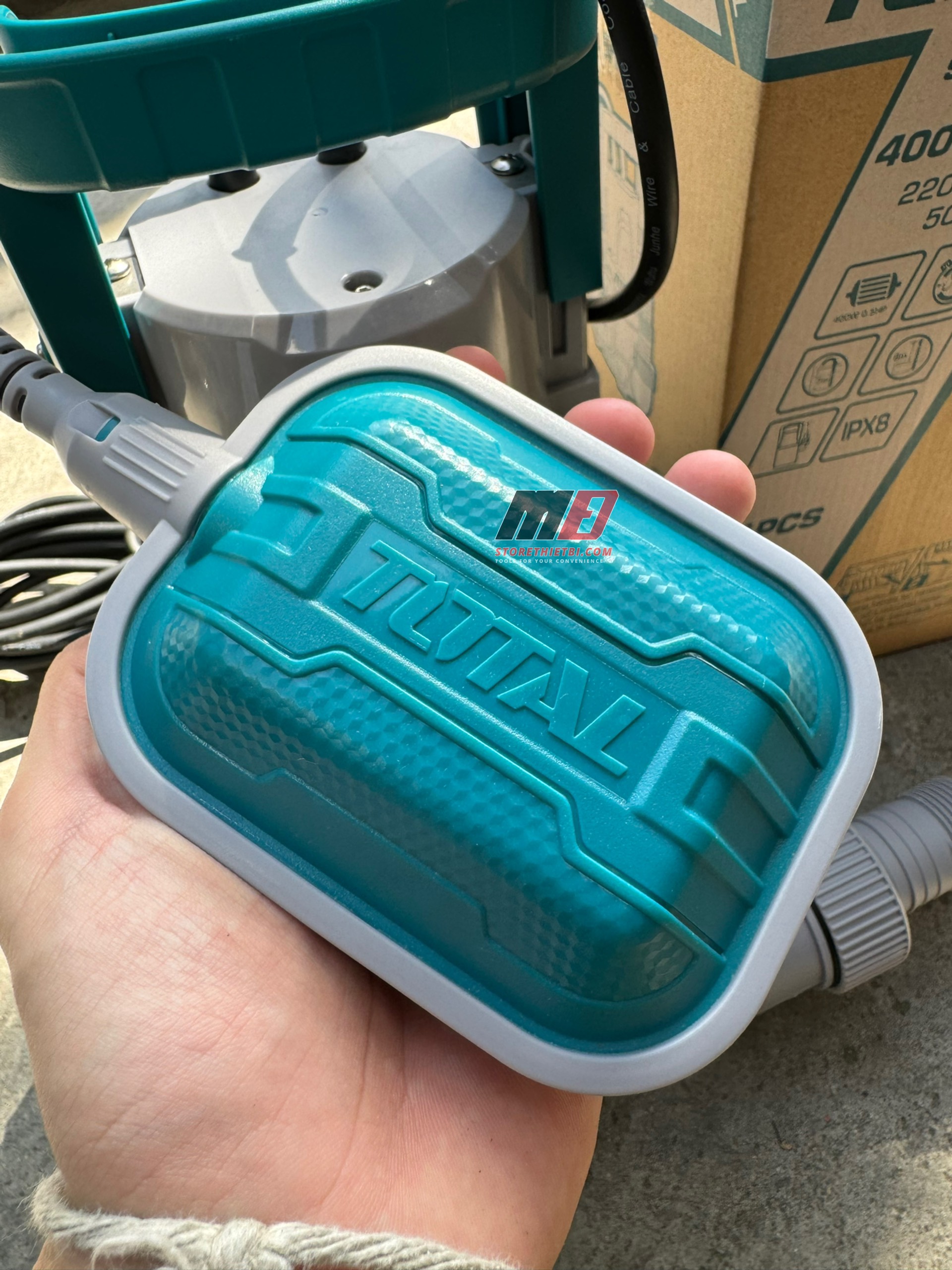 TWP64006 - Máy bơm chìm nước sạch 400W - Total
