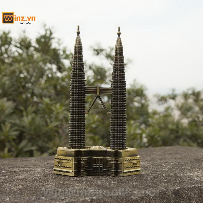 [HCM]Mô hình tháp đôi Petronas cao 18 cm V.2 (màu vàng rêu)