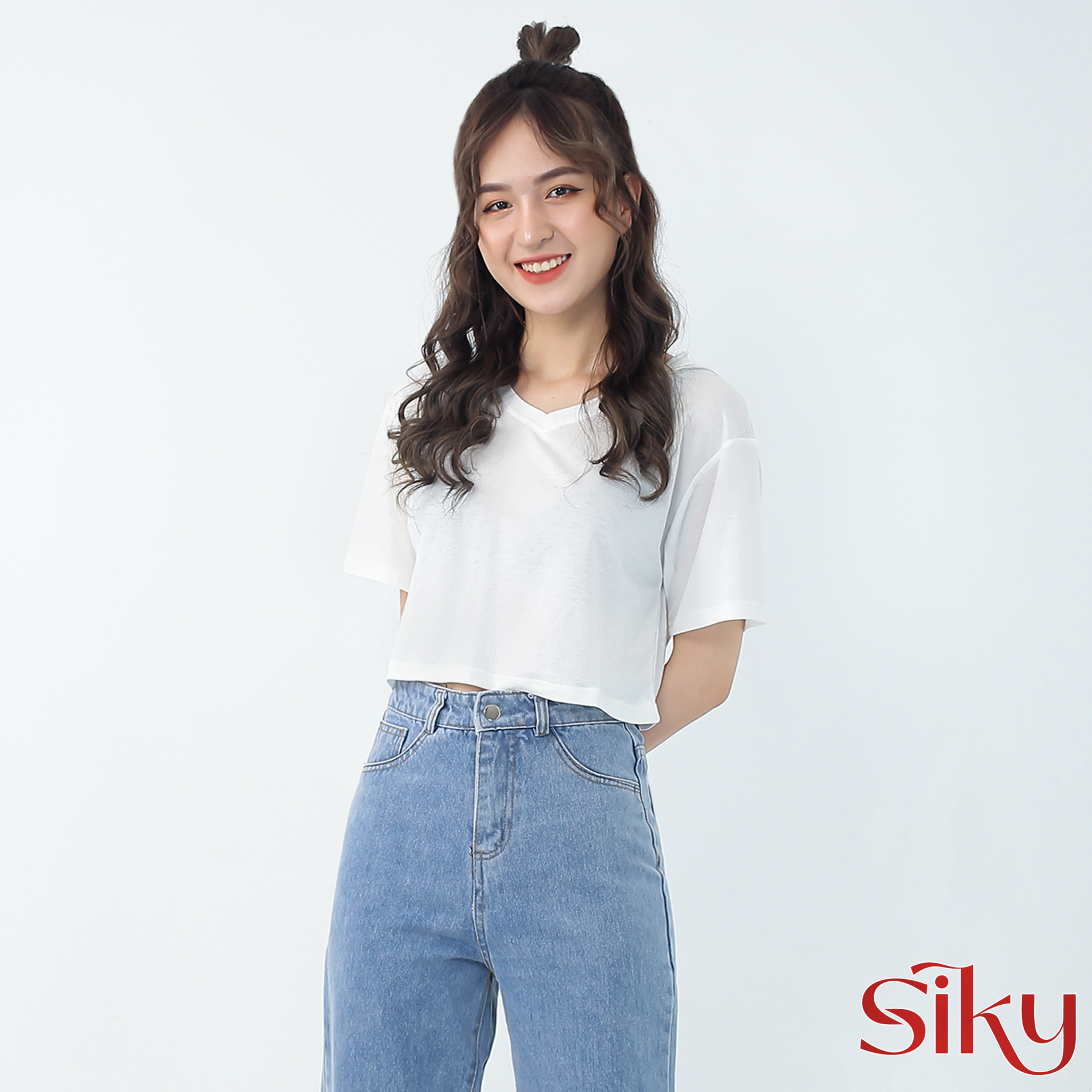 Áo croptop nữ SIKY form rộng cổ tim - CR02