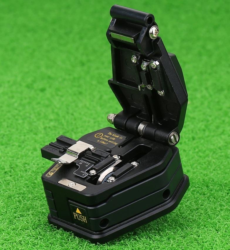 Dao cắt sợi quang SKL-6C (60C)