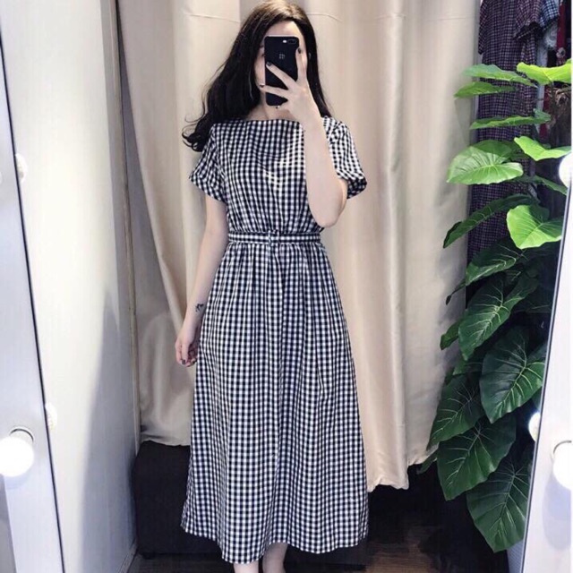 Đầm caro form dài kèm belt
