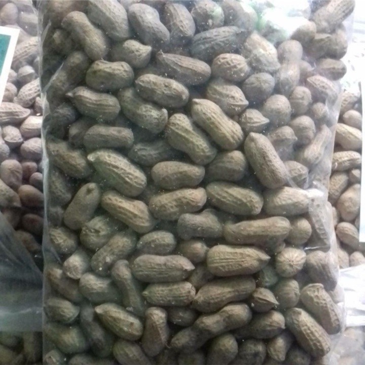 Combo 2bich đậu phông rang còn vỏ ( mổi bịch 450g)