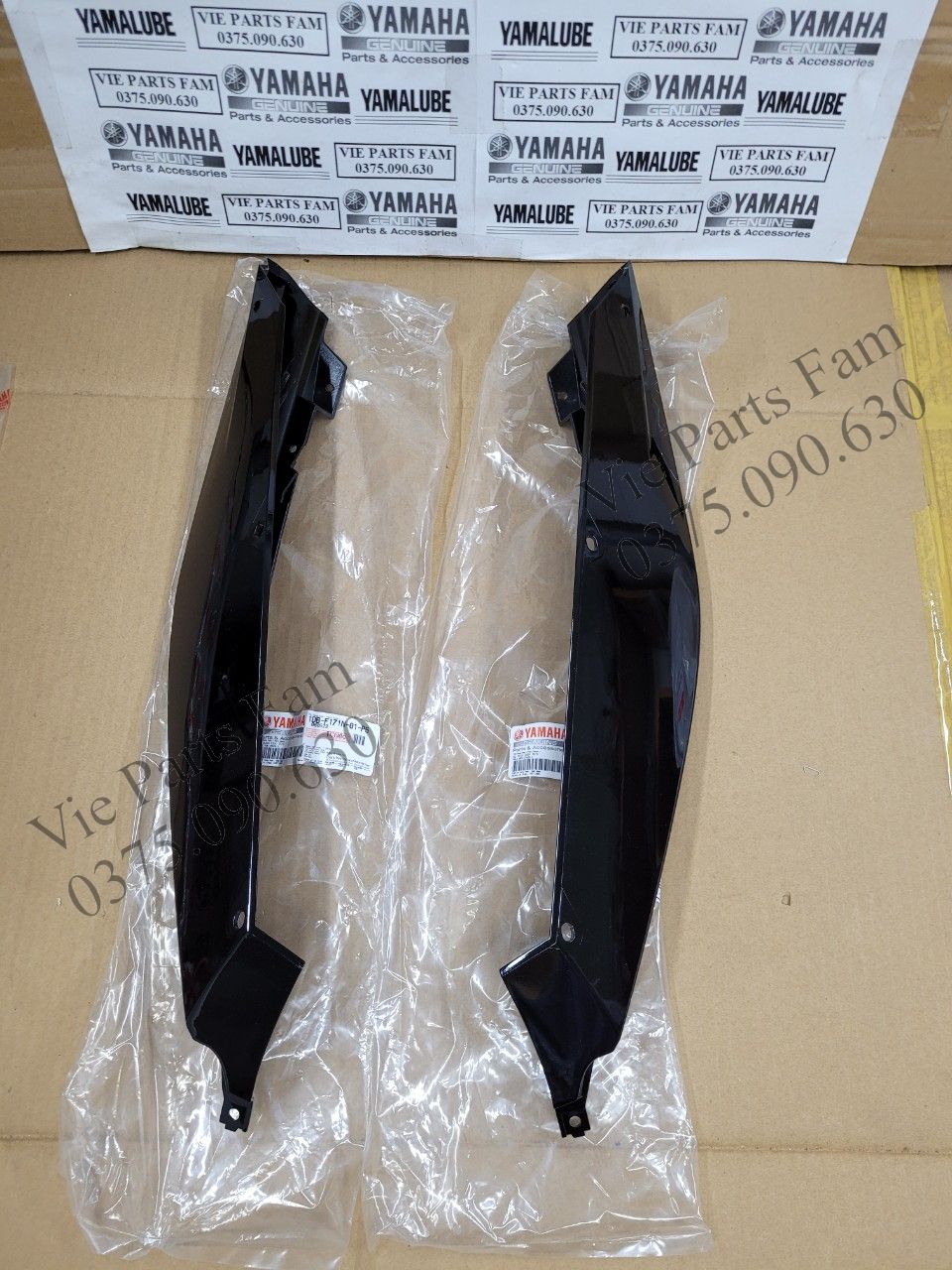Nắp chụp xi nhan sau Nouvo 5 màu đen bóng, hàng din Yamaha mới 100%