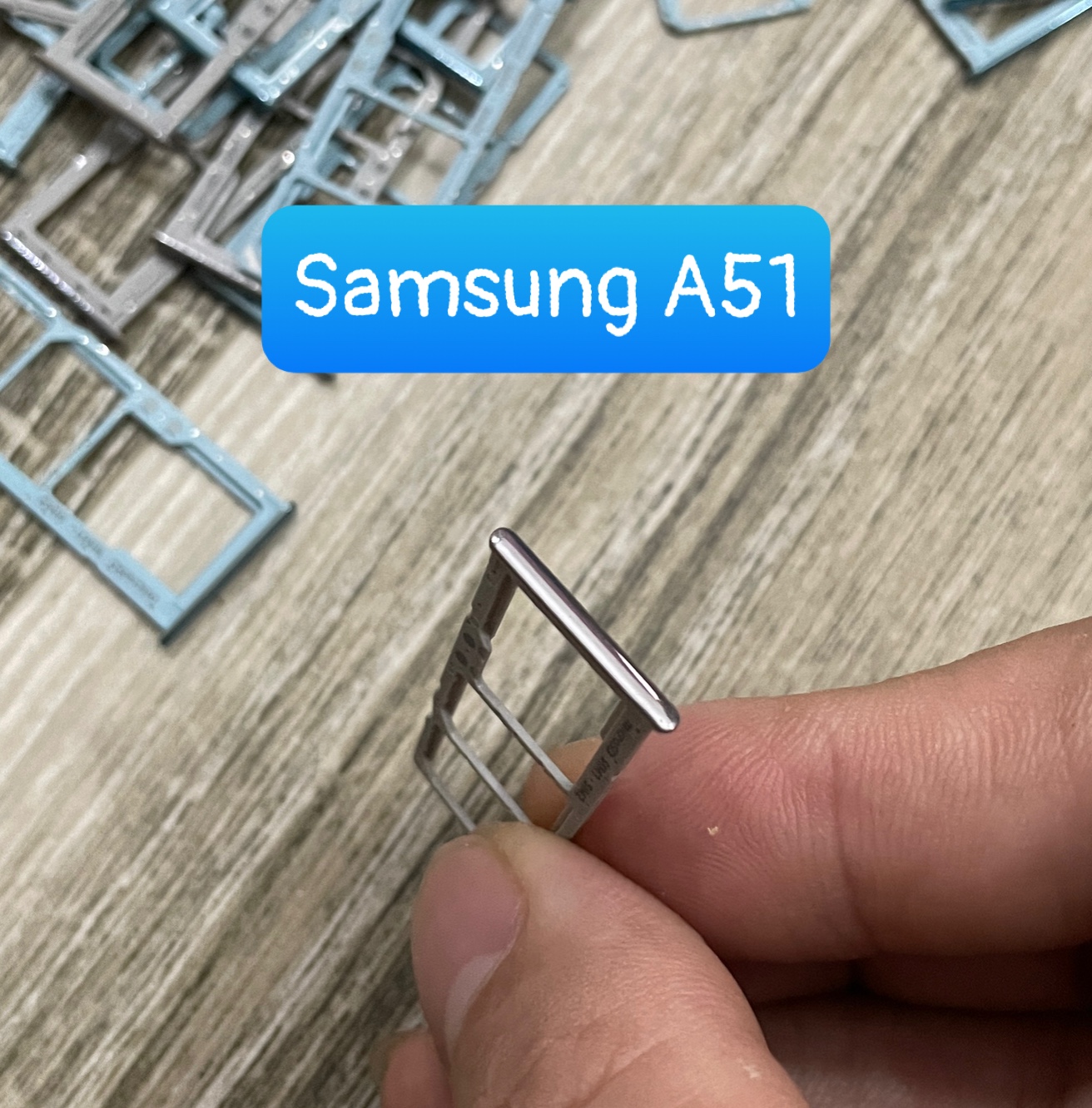khay sim samsung A51