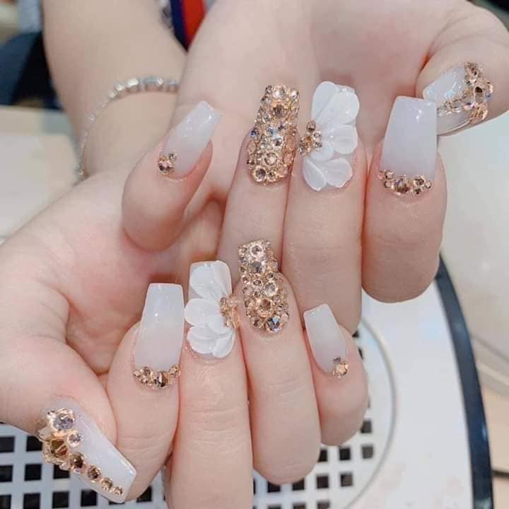 Sơn thạch bobo lẻ các mã hót