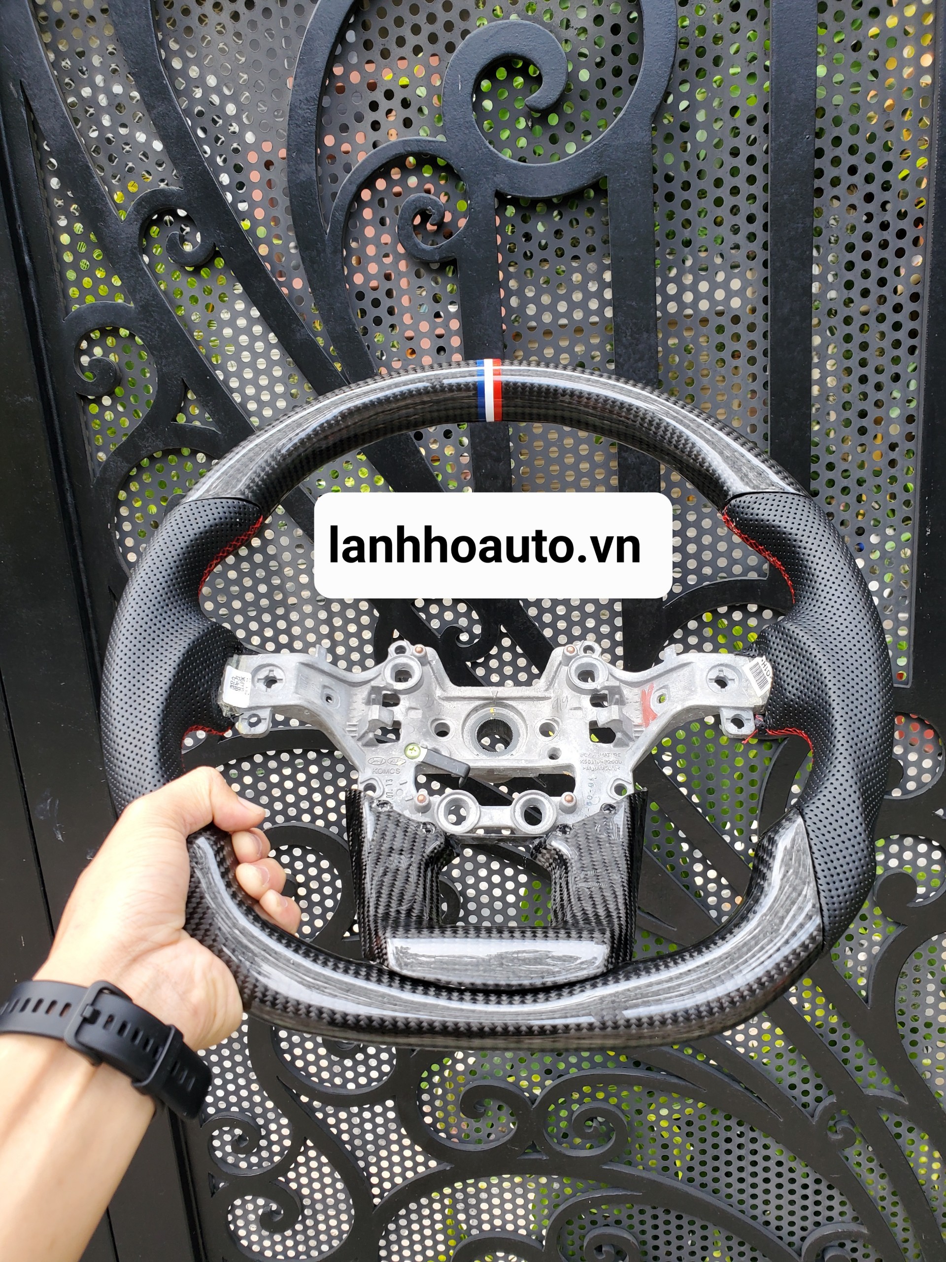 Vô lăng carbon Kia Sorento 2022 , Carnival  2022