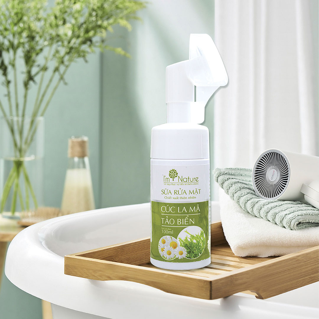 Sữa Rửa Mặt I'm Nature 100ml Cho Mọi Loại Da