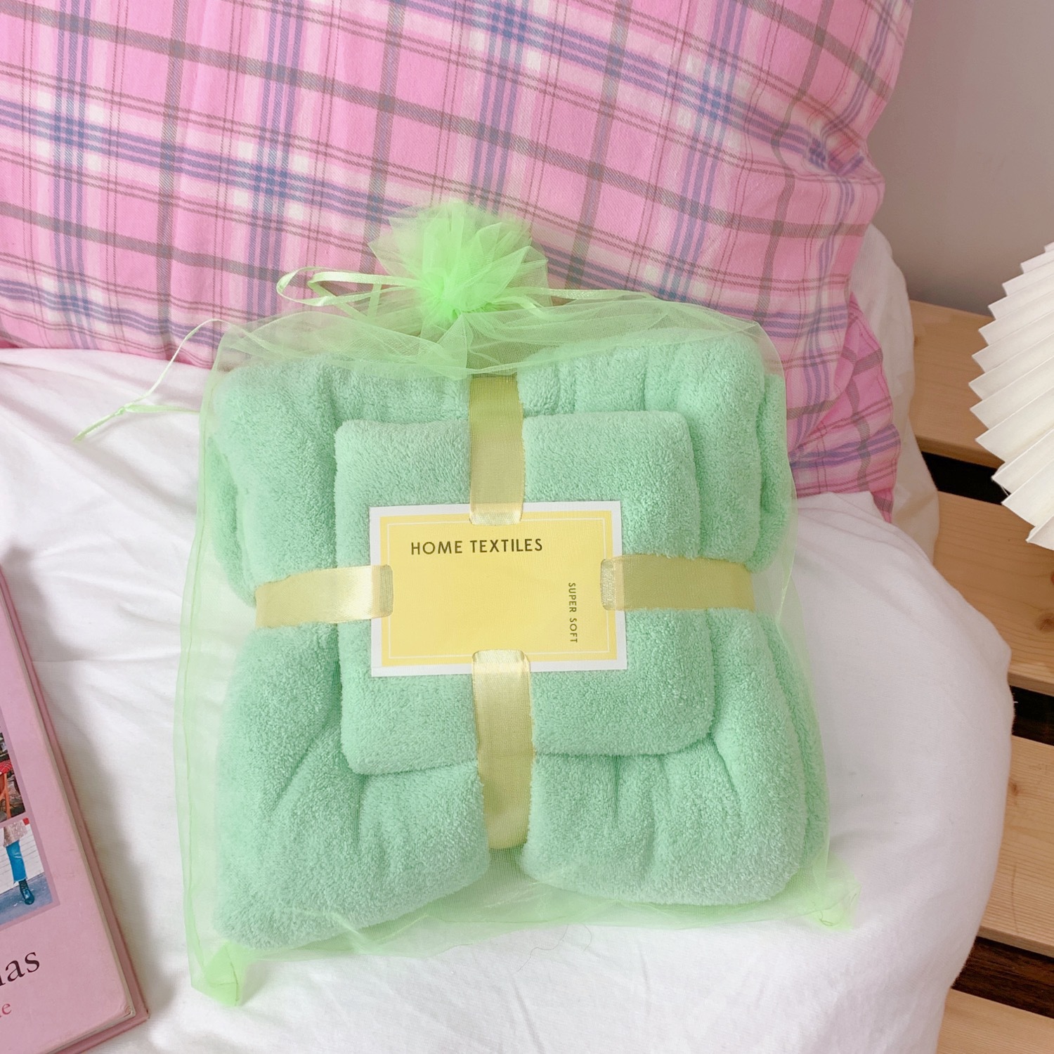 [Có sẵn] Set 2 Khăn Lông Cừu Mềm Mại Thấm Hút