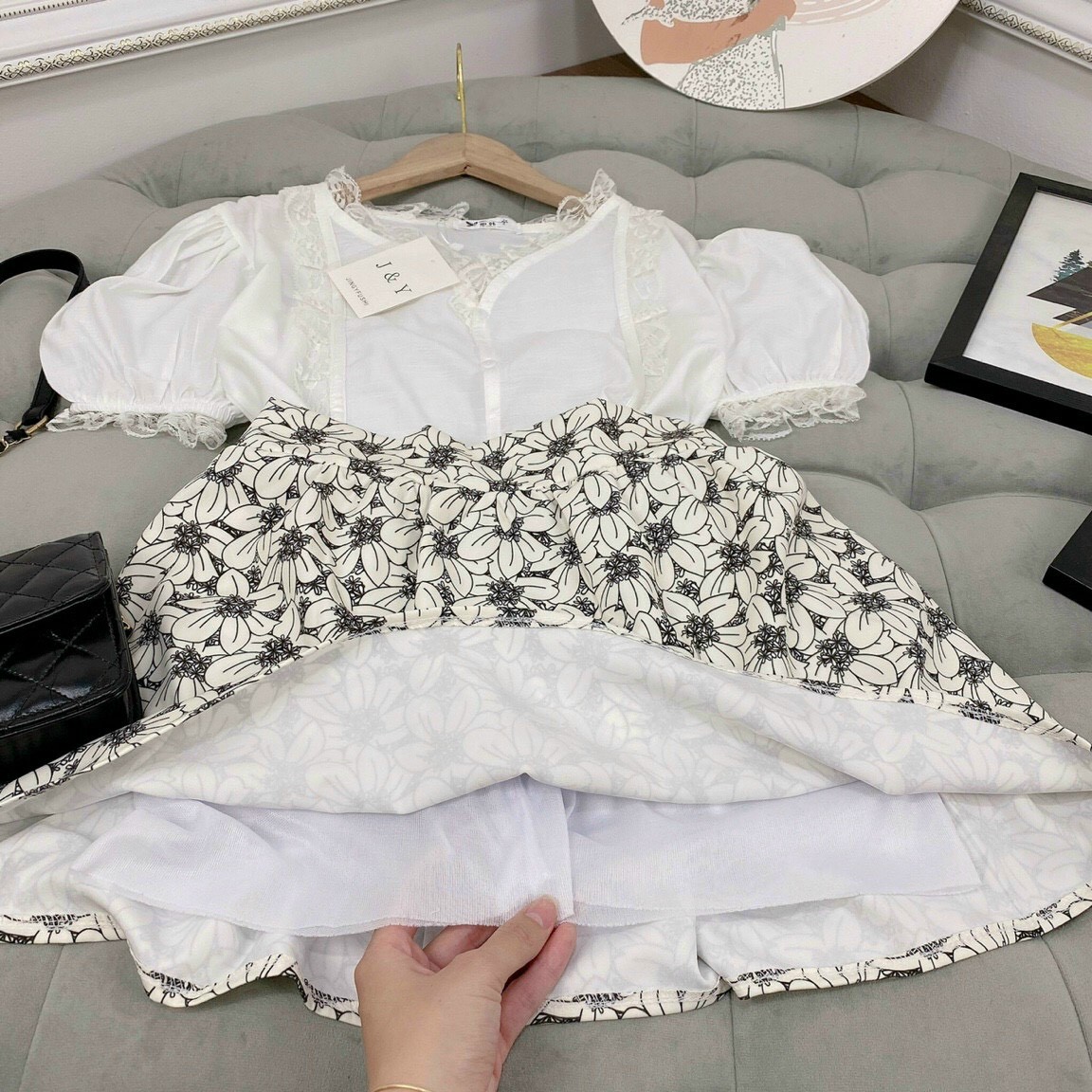 [Hàng giống hình 100%] Set áo sơ mi mix chân váy hoa