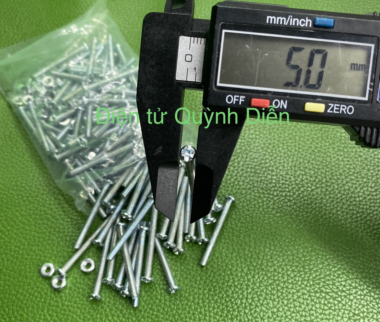 Ốc vít tán M3 3ly dài 3cm ( túi 150g) 90 con