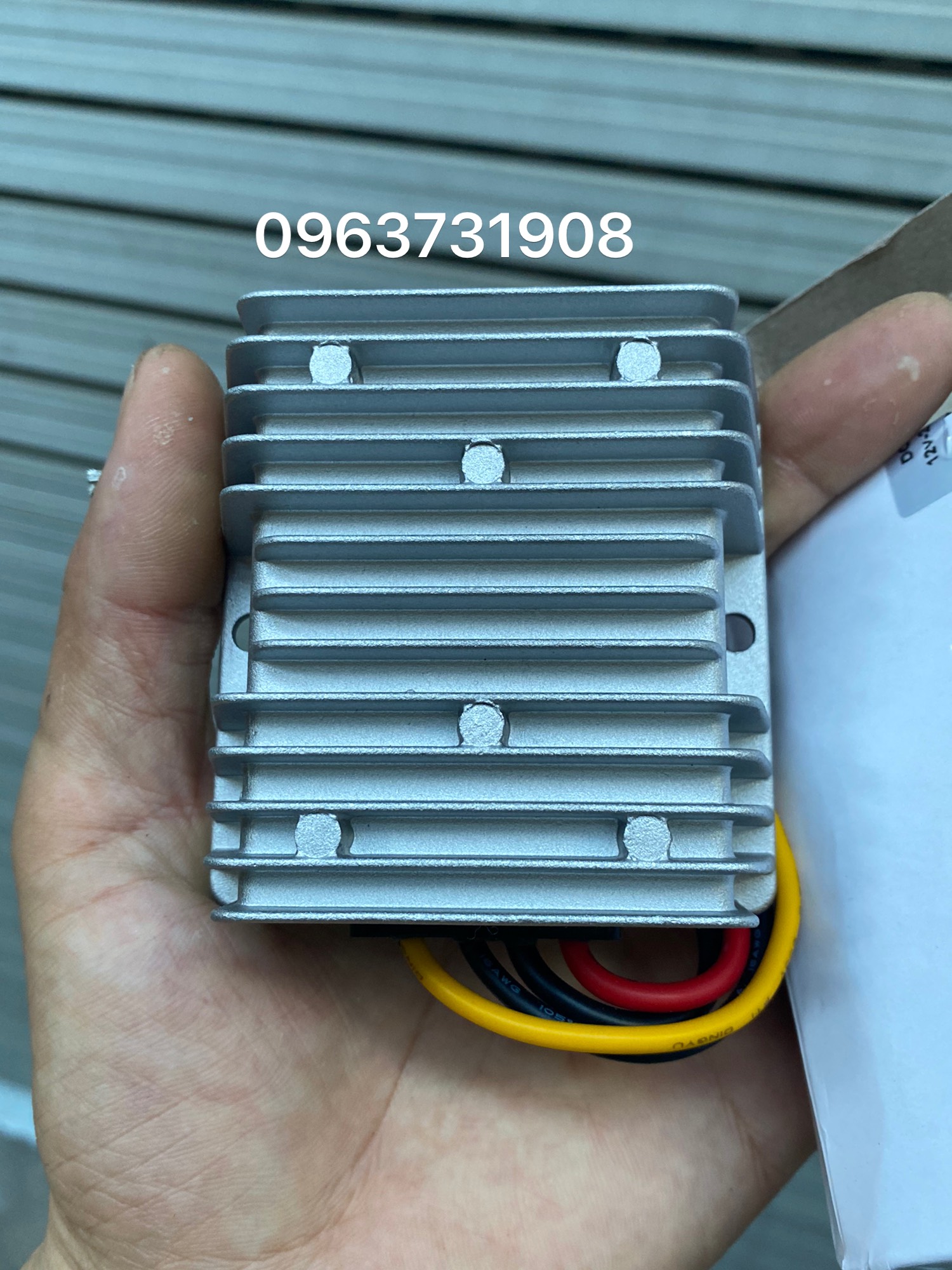 Bộ kích điện DC 12V lên DC 24V 10A chống nước