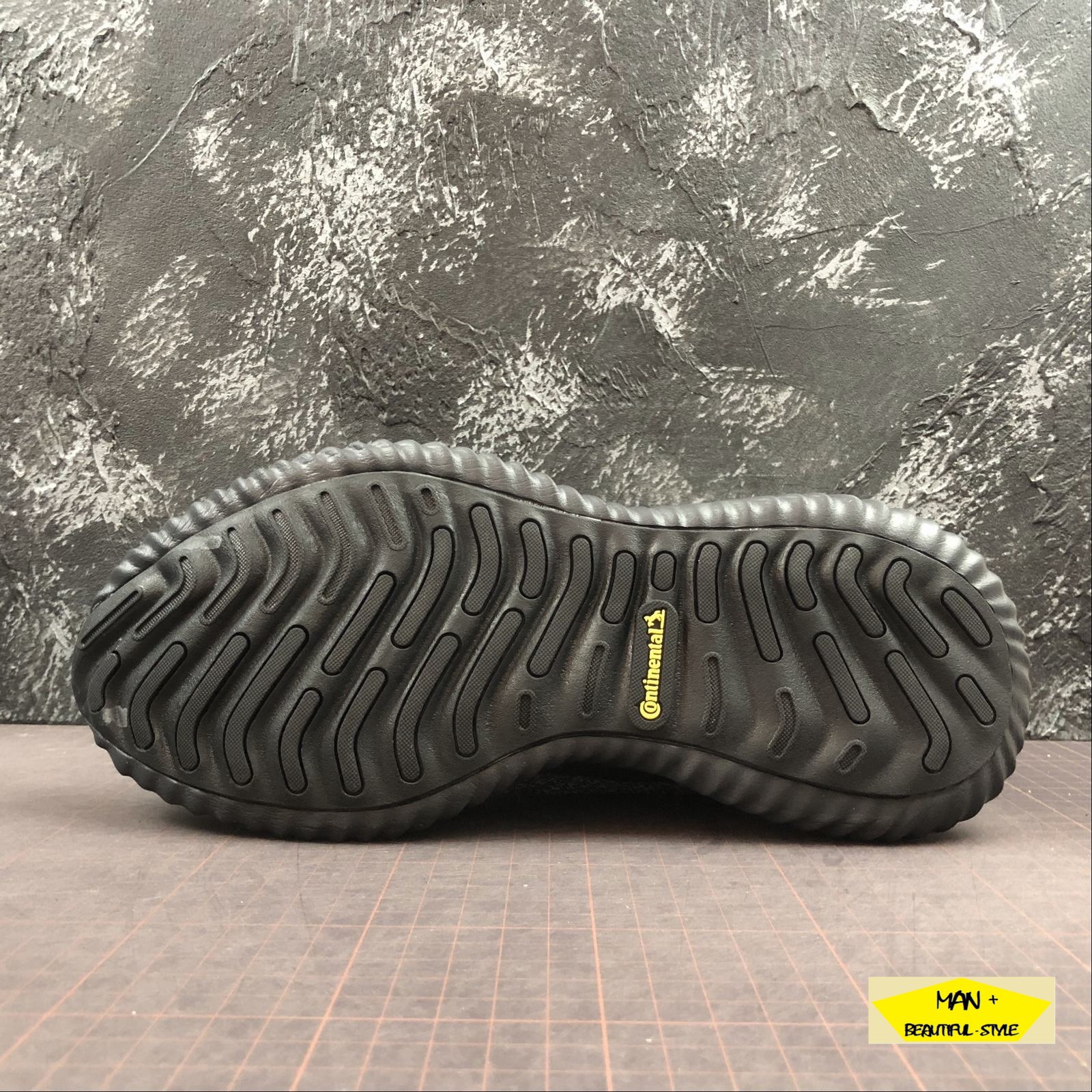 Giày thể thao sneaker Alphabounce beyond 2018 đen xám