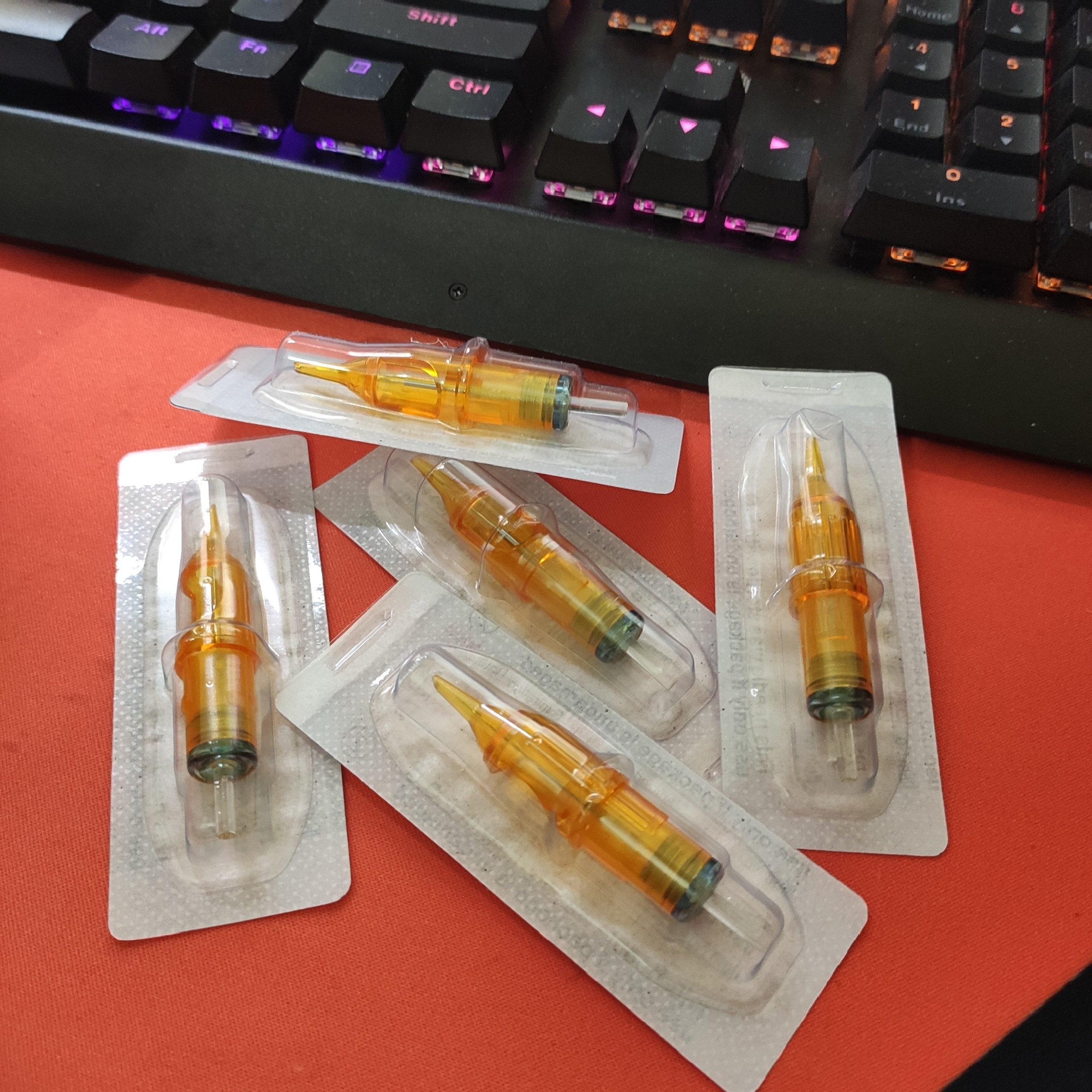 Vỉ 5 kim xăm Pen 1RL đi khung YellowDragon