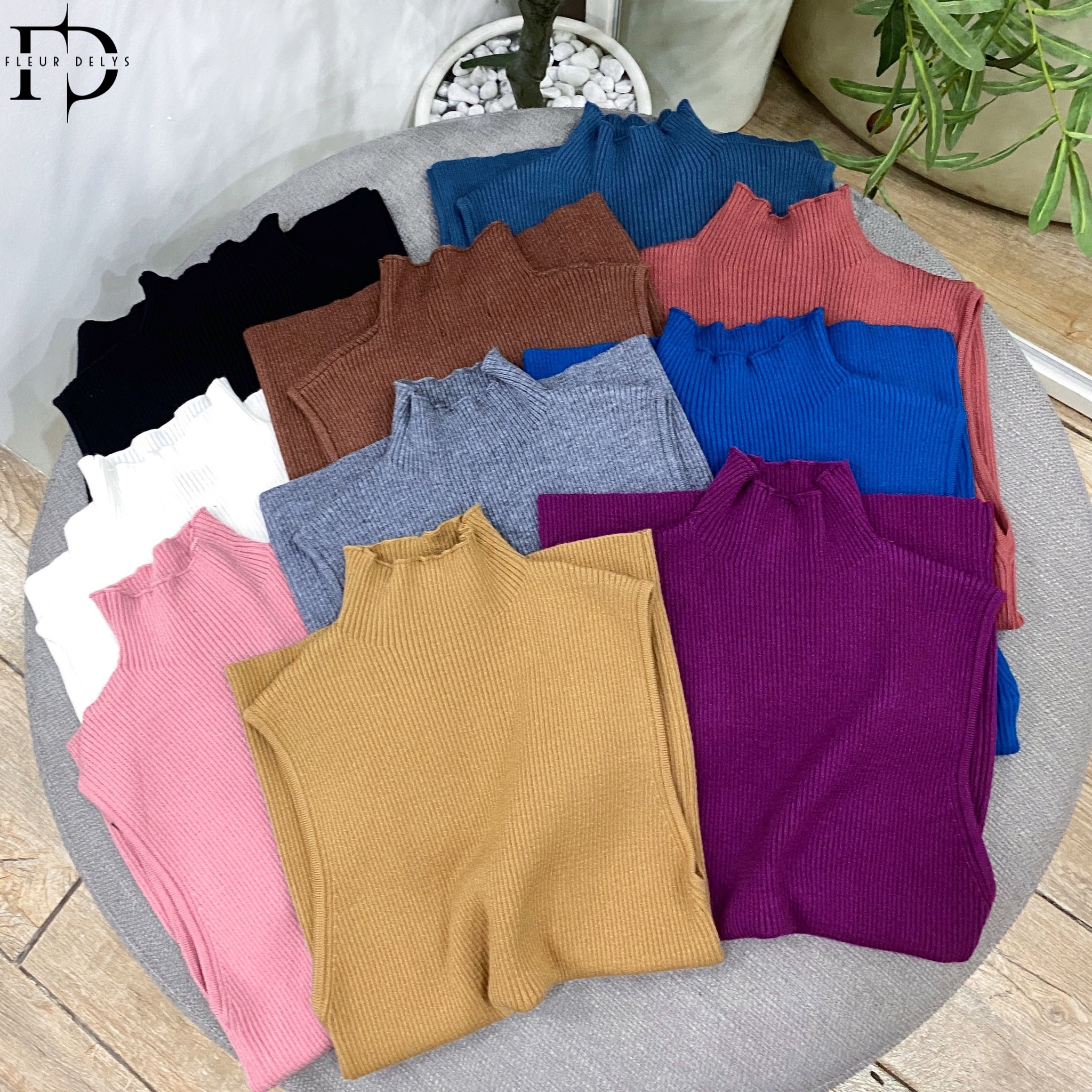 Áo Len Tăm Lông Thỏ Sát Nách Cổ Lọ Delys DLAL01