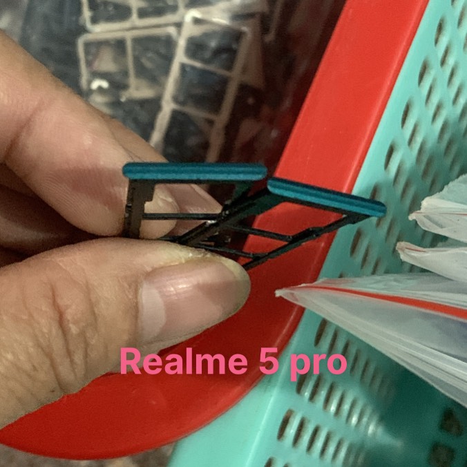 Khay sim Realme 5 Pro (khay sim thay thế)
