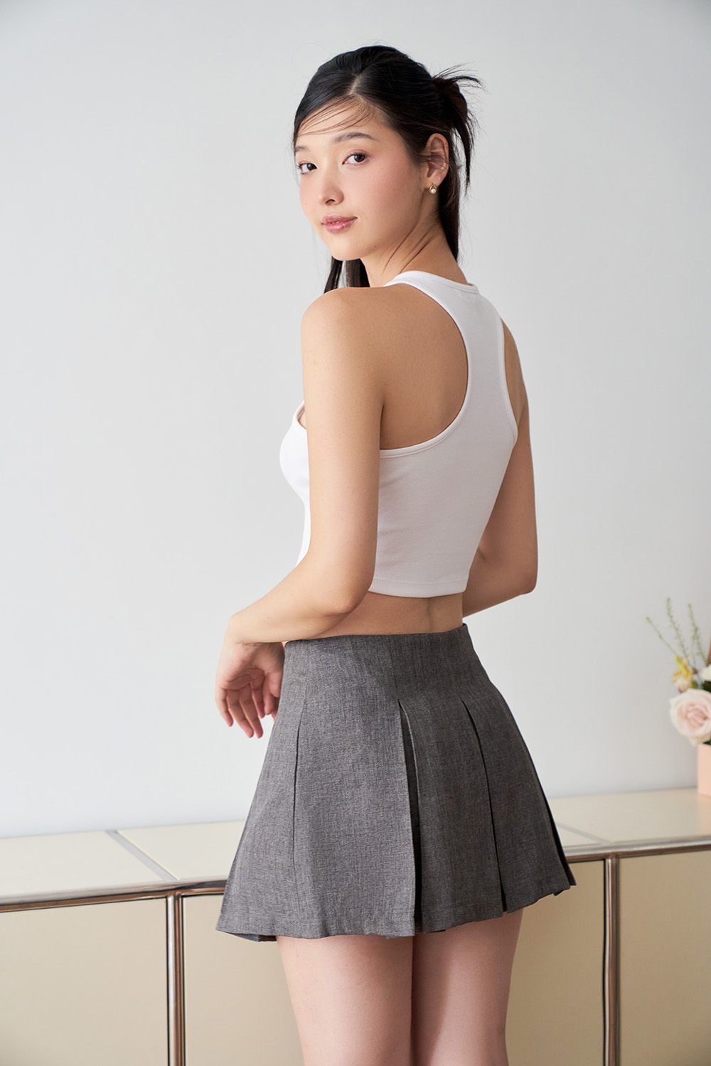 [OUTLET SALE] DOTTIE - Áo sát nách dáng ngắn - T0687