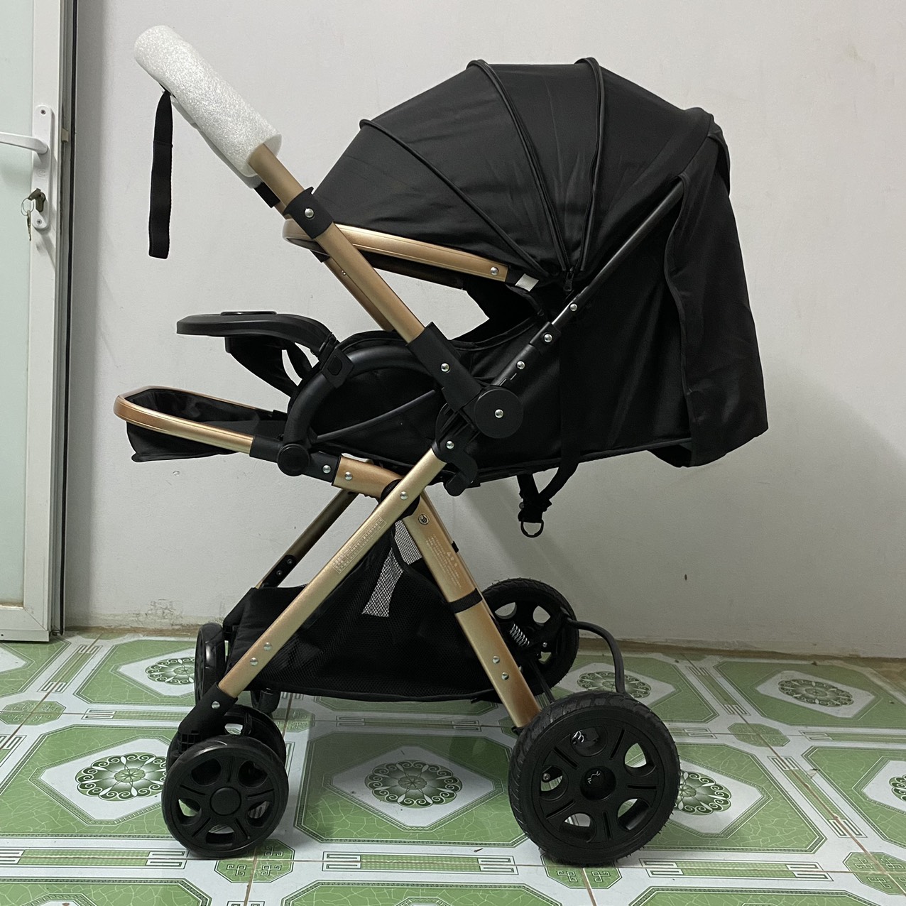 Xe đẩy cao cấp 2 chiều 3 tư thế cho bé nhé yêu