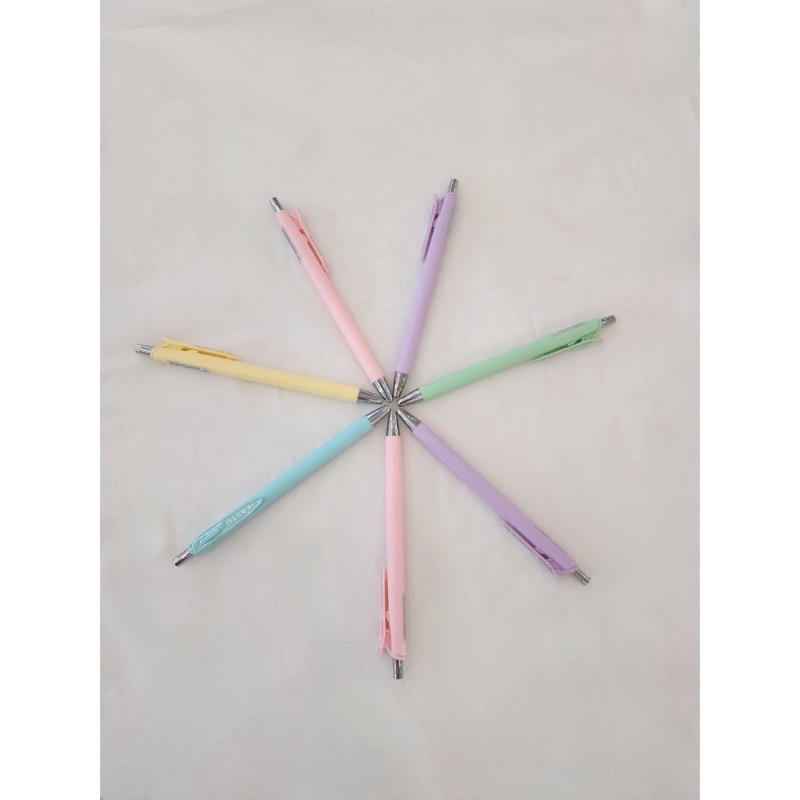 Vĩ 5 cây bút Thiên Long Pastel.
