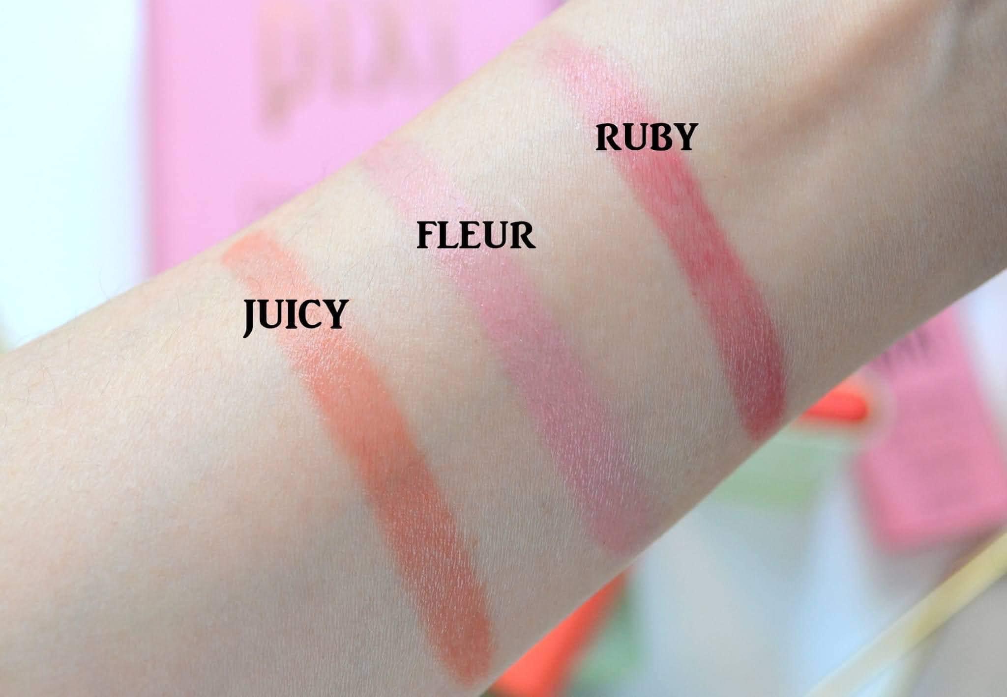 Má hồng dạng thỏi Pixi On-the-Glow Blush