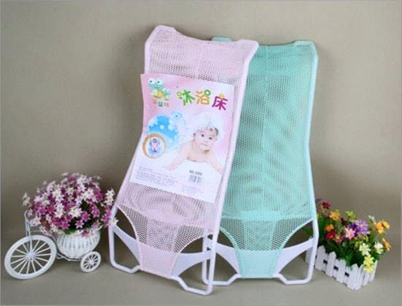 [HCM]LƯỚI TẮM BÉ SƠ SINH KHUNG NHỰA CÓ GỐI