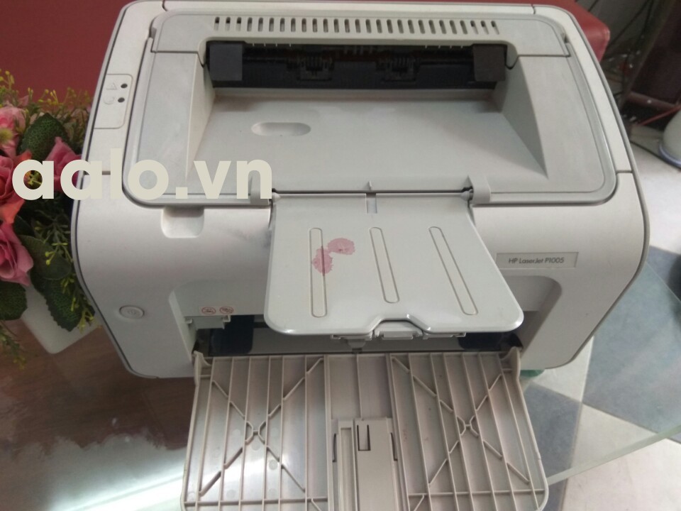 Máy In HP Laserjet P1005 1005 Printer ( tặng kèm hộp mực  dây nguồn  dây usb mới )