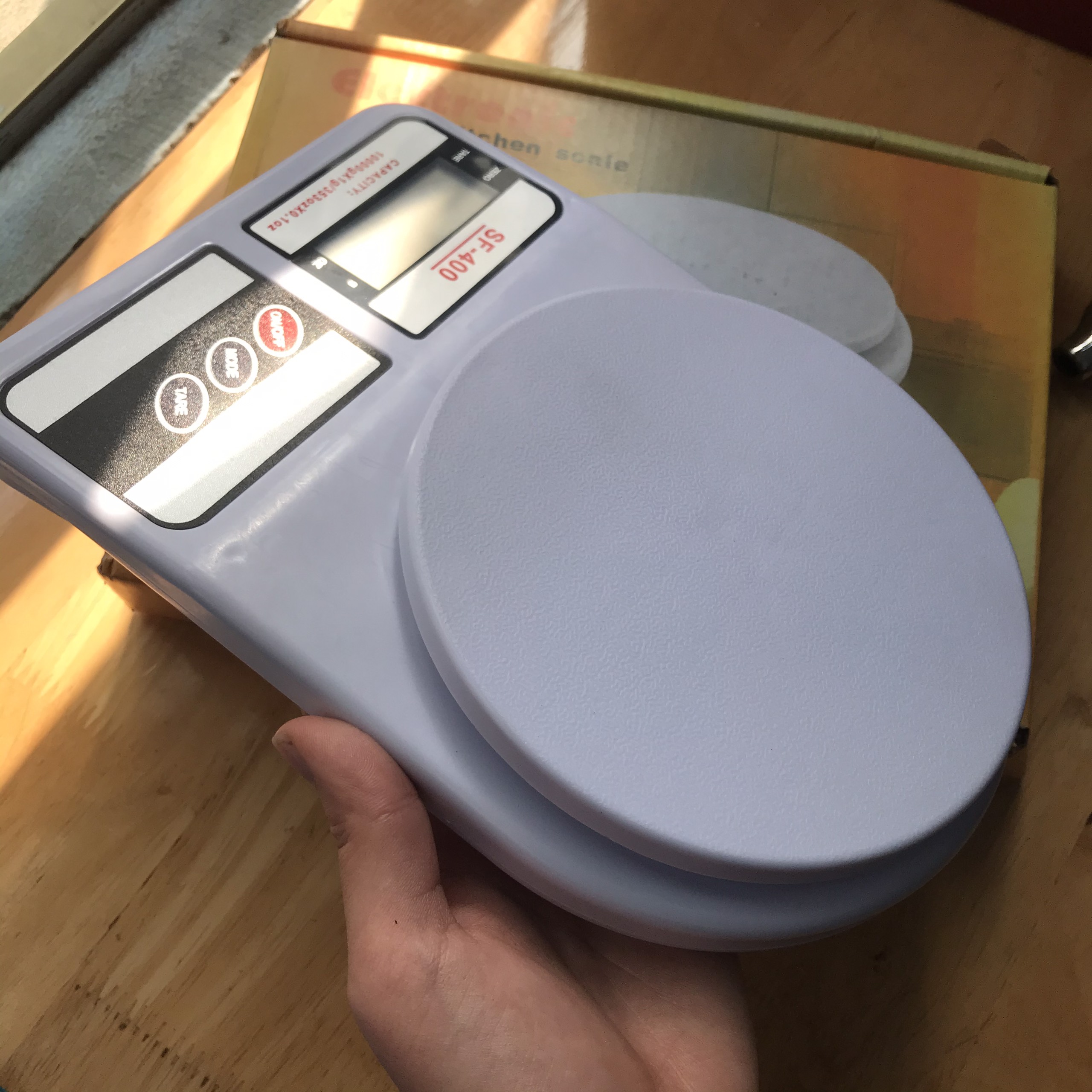 Cân điện tử để bàn mini SF-400