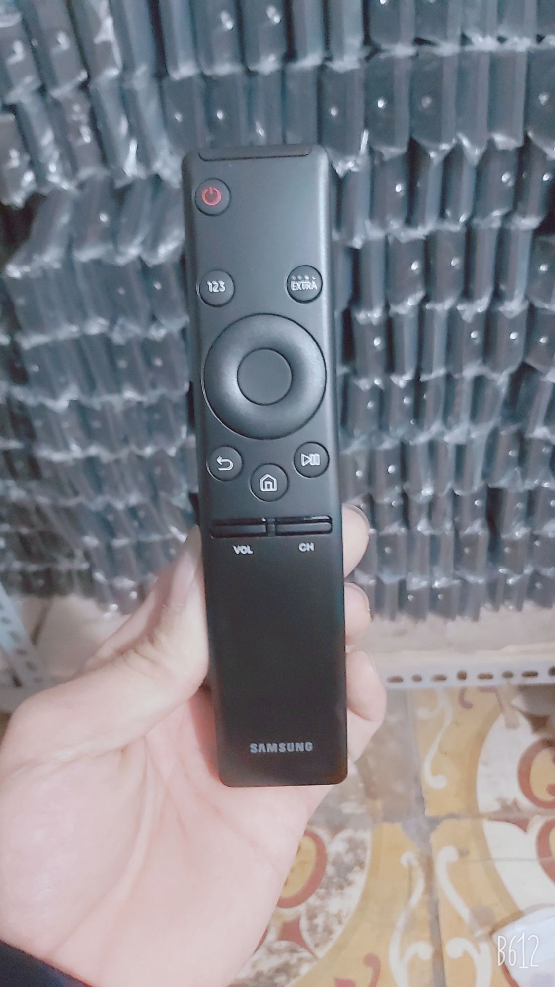 Điều khiển tivi sam sung đời mới zin theo máy