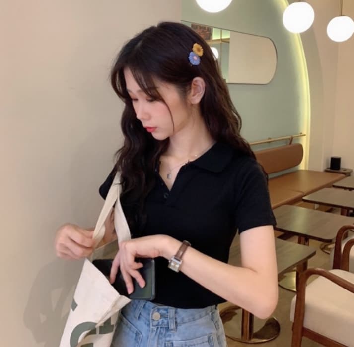Áo croptop dáng ôm thời trang ulzzang. Áo thun cổ bẻ ngắn tay co giãn thấm hút mùa hè phối đồ đẹp. Áo thun nữ một màu . Áo phông nữ dáng ngăn. Áo kiểu nữ . Kho sỉ