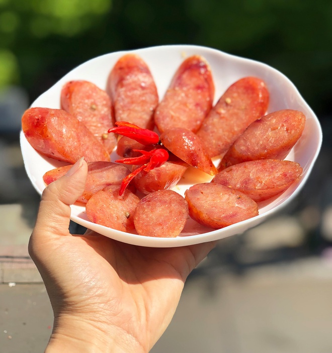 LẠP XƯỞNG SÓC TRĂNG ĐẶC BIỆT THƠM NGON - Long Thái