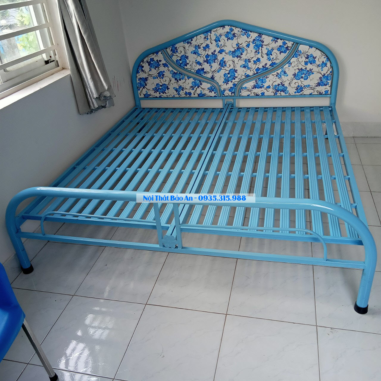 Giường sắt kiểu sang trọng 1m8x2m nhiều màu
