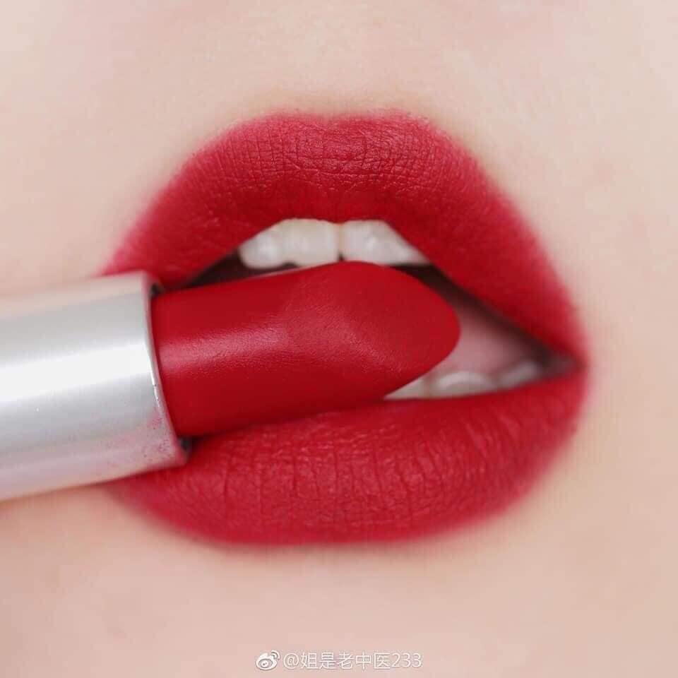 Son thỏi lì MAC - #Ruby_Woo Matte Lipstick