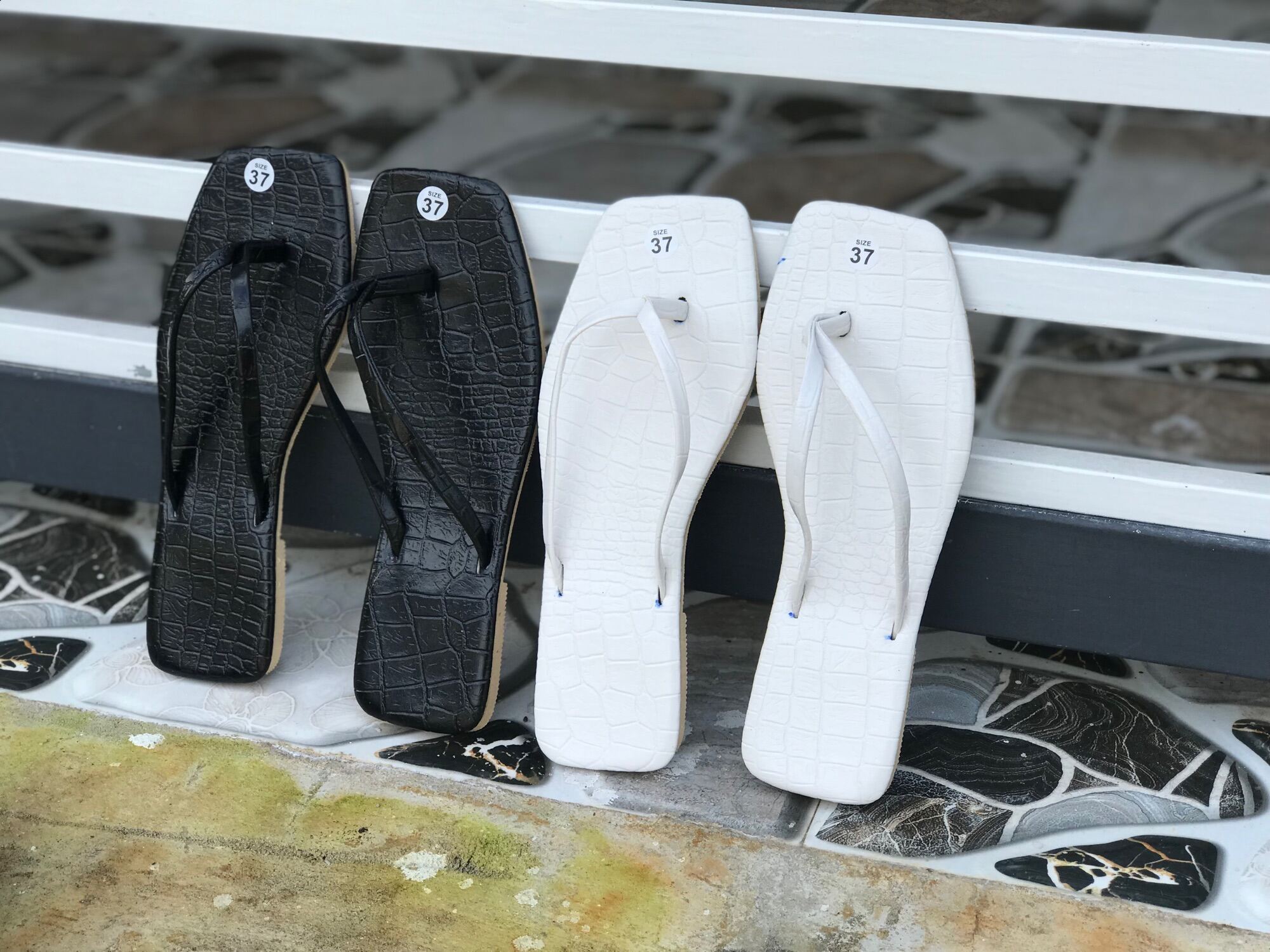 DÉP KẸP NỮ DA RẮN