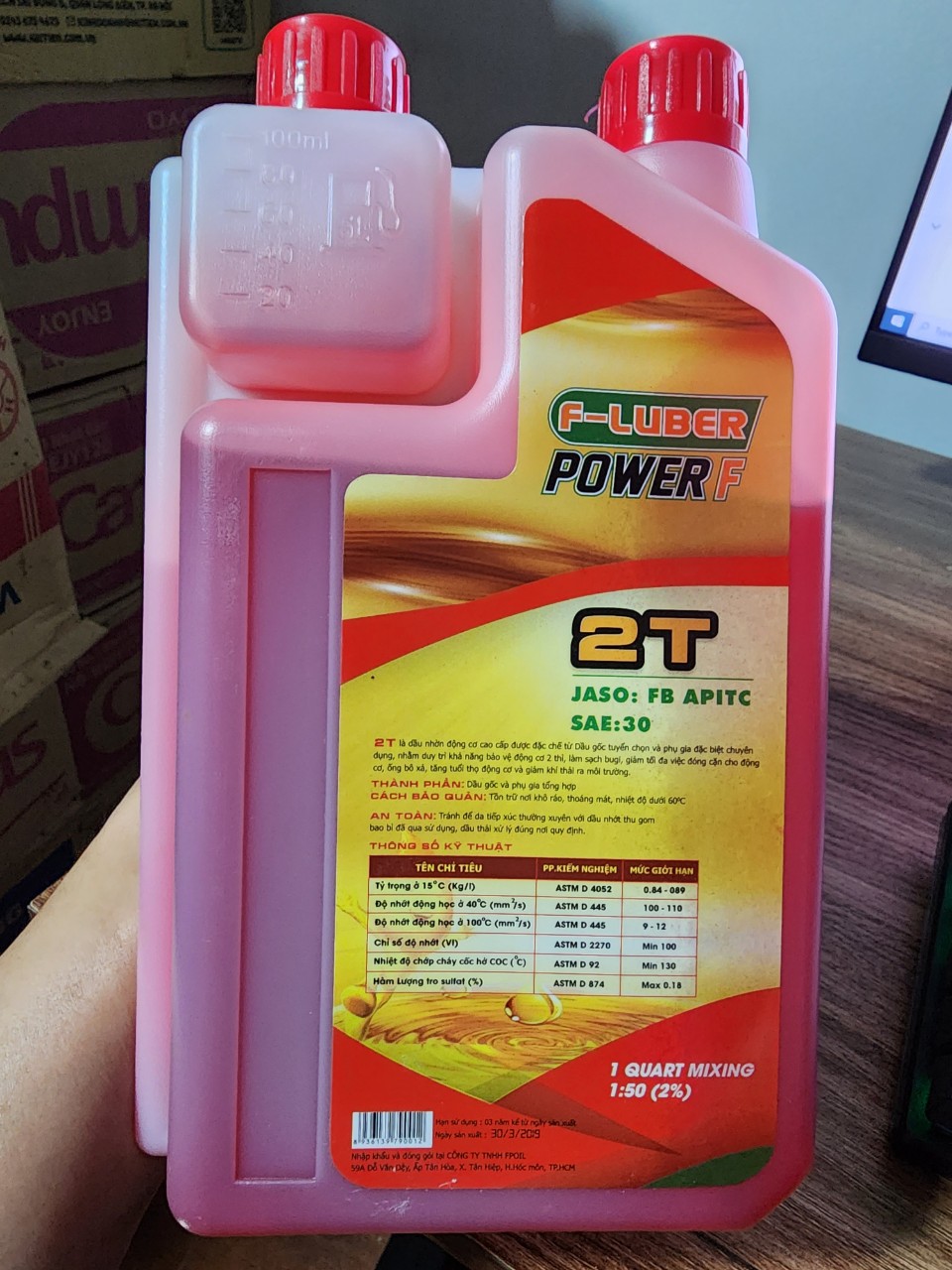 NHỚT ĐỎ DÙNG CHO ĐỘNG CƠ 2 THÌ