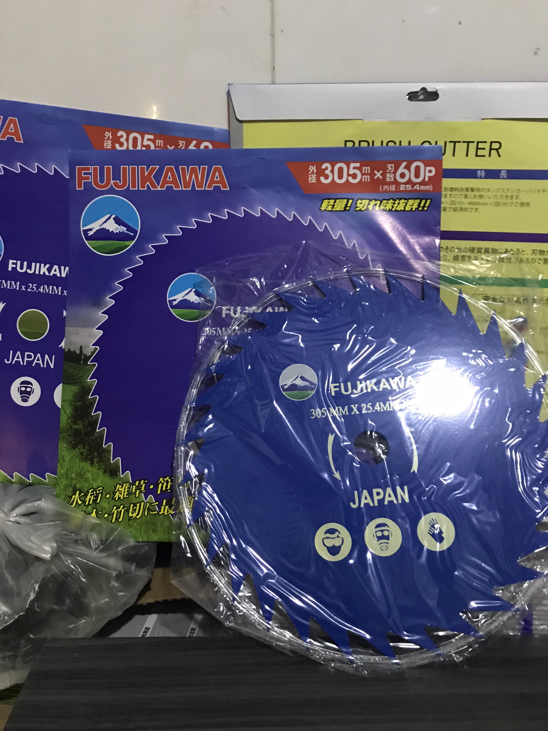DAO CẮT LÚA, LƯỠI PHÁT CỎ TRÒN MÀU XANH ĐẬM. 305MM