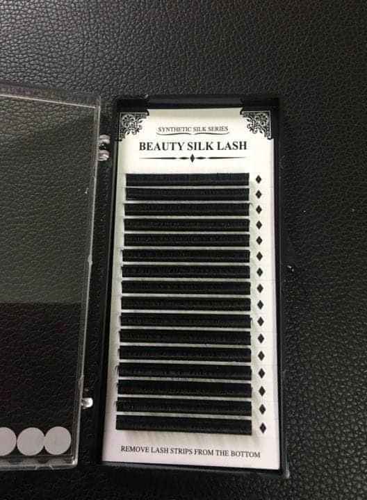 mi khay color tip silk lash 16 line ( 1 khay)