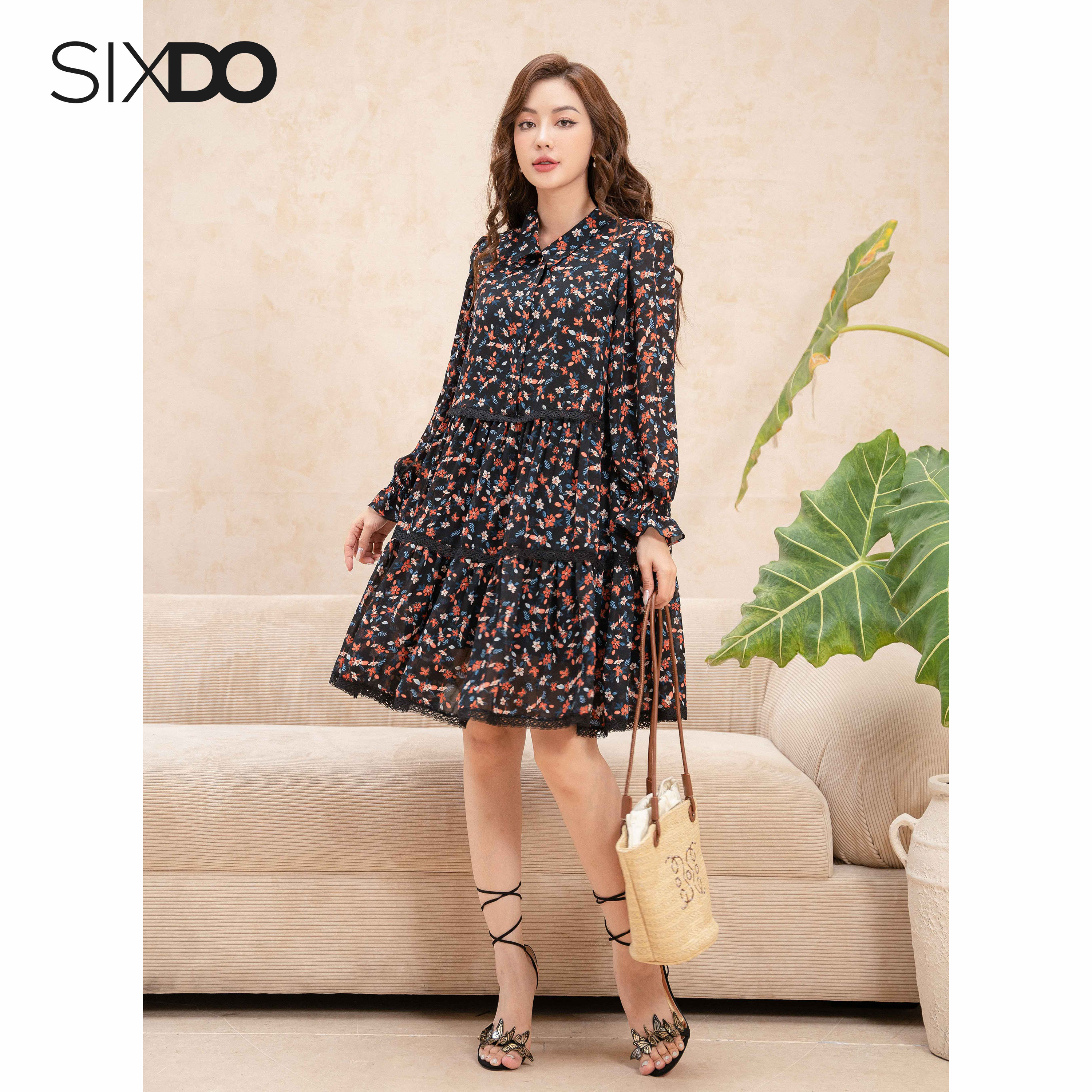 Đầm hoa babydoll dài tay SIXDO (Floral Midi Woven Dress)