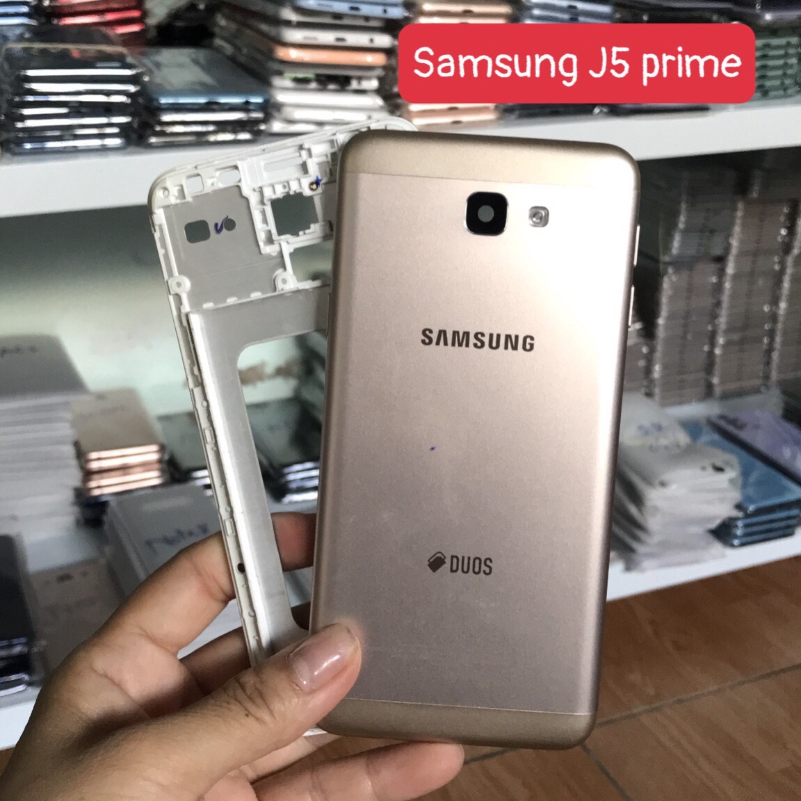 Bộ vỏ + sườn samsung j5 prime zin đẹp